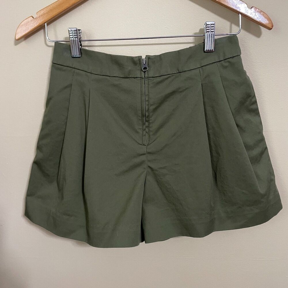 3.1 Phillip Lim green zip up bloomer pleated shorts size 4